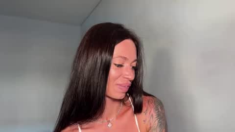 Bella online show from 19, 6, 2026