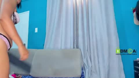 duamilktits online show from 28, 7, 2026