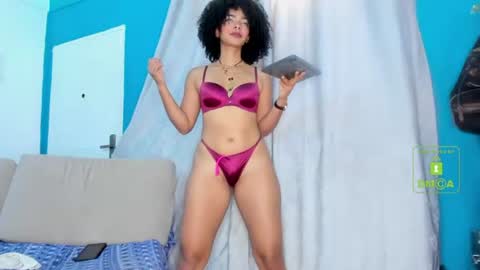 duamilktits online show from 3, 8, 2026