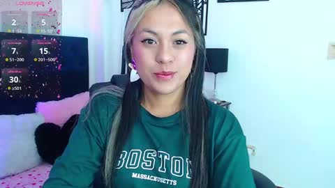 Charlotte online show from 27, 12, 2024