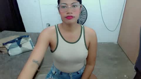 dulce2415 online show from 7, 5, 2026