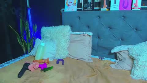 C E L E S T E  online show from 3, 2, 2025