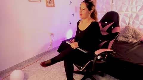   online show from 30, 3, 2026