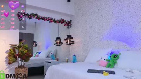 Snapshot of dulce_isabel_ chatting on 14, 3, 2026 dulce_isabel_ online show from 14, 3, 2026