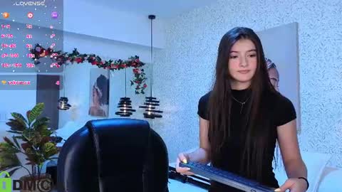 dulce_isabel_ online show from 16, 7, 2026