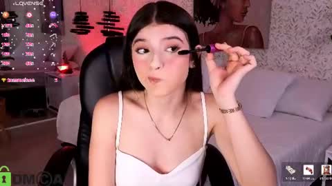dulce_isabel_ online show from 6, 8, 2026