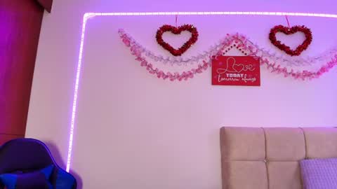 Dulce Maria online show from 27, 6, 2026