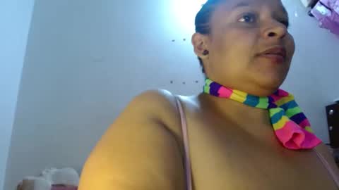 Snapshot of dulce_mmaria chatting on 23, 2, 2025 dulce online show from 23, 2, 2025