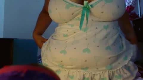 Snapshot of dulce_mmaria chatting on 11, 3, 2025 dulce online show from 11, 3, 2025