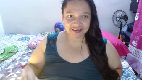 Snapshot of dulce_mmaria chatting on 2, 10, 2025 dulce online show from 2, 10, 2025