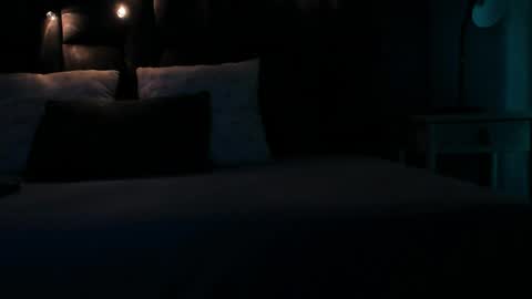 DULCE AURORA online show from 29, 4, 2026