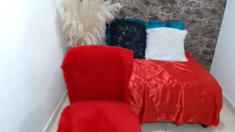 dulcetaylorss online show from 6, 2, 2025