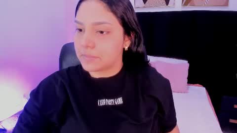 Snapshot of dullce77 chatting on 8, 7, 2026 Dulce online show from 8, 7, 2026
