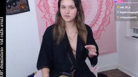 Snapshot of dumlala chatting on 5, 10, 2025 the only advantage you have over me is that u can kiss my ass and i cant  online show from 5, 10, 2025