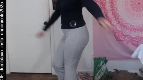 Snapshot of dumlala chatting on 3, 3, 2026 the only advantage you have over me is that u can kiss my ass and i cant online show from 3, 3, 2026