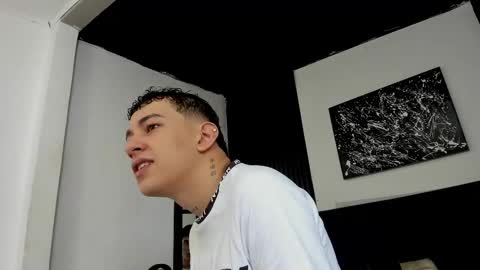 Snapshot of duolust chatting on 9, 10, 2025 Thomas and Noah online show from 9, 10, 2025