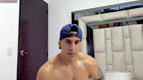 duran_dhikol1 online show from 12, 12, 2024