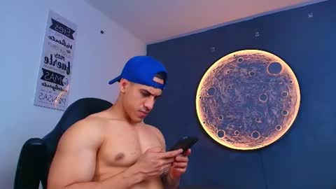 duran_dhikol1 online show from 9, 7, 2026