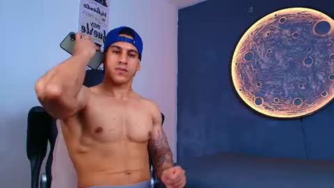 duran_dhikol1 online show from 10, 7, 2026