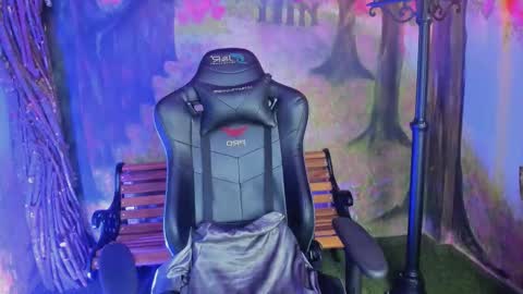 duskybeautyy online show from 3, 12, 2025