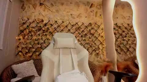 duskybeautyy online show from 28, 2, 2026