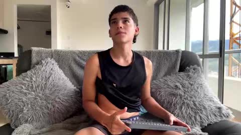 Dustin online show from 10, 10, 2025