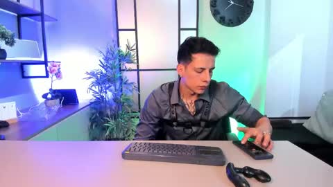 Dustin Sonne online show from 1, 5, 2026