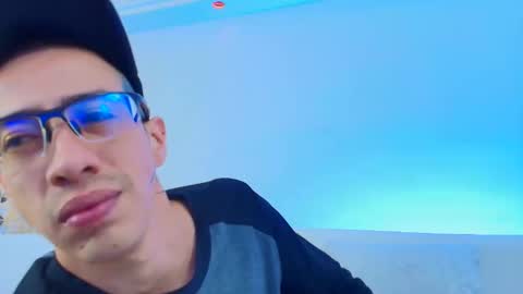 Dustin Dollin online show from 24, 3, 2026