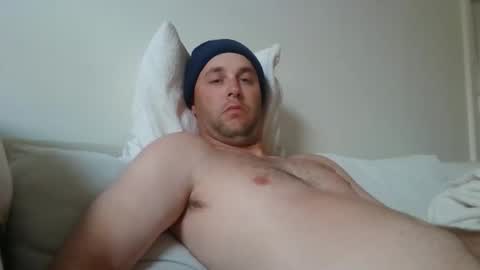 Snapshot of dustyroy09 chatting on 2, 3, 2026 dustyroy09 online show from 2, 3, 2026