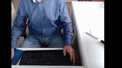 dutchpornking2 online show from 17, 9, 2025