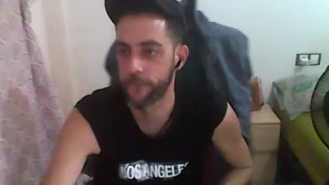 Snapshot of dvdvlc29 chatting on 27, 10, 2025 david online show from 27, 10, 2025