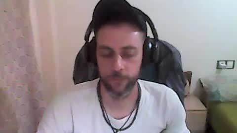 Snapshot of dvdvlc29 chatting on 15, 2, 2026 david online show from 15, 2, 2026