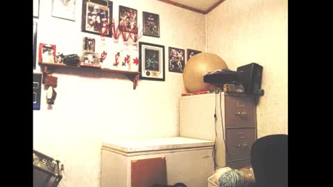 Snapshot of dwinmontana chatting on 11, 1, 2026 dwinmontana online show from 11, 1, 2026