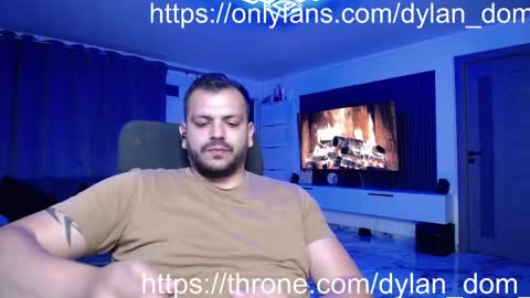 Dylan Dom  online show from 25, 5, 2026