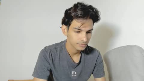 Snapshot of dylan_hoot chatting on 15, 10, 2025 Dylan online show from 15, 10, 2025