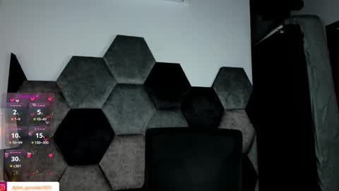 dylan_turner_ online show from 19, 9, 2025