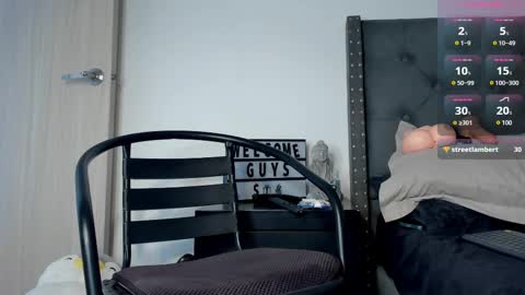 Snapshot of dylan_wolf98 chatting on 1, 2, 2025 dylan_wolf98 online show from 1, 2, 2025