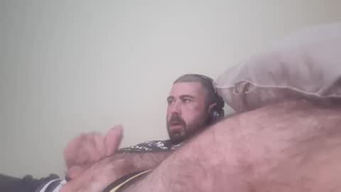 Snapshot of dylanb1991 chatting on 4, 10, 2025 BiGuy91 online show from 4, 10, 2025