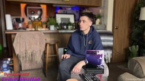 Dylan Daniel 7.8 online show from 28, 12, 2024