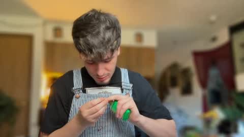 Dylan Daniel 7.8 online show from 11, 9, 2025