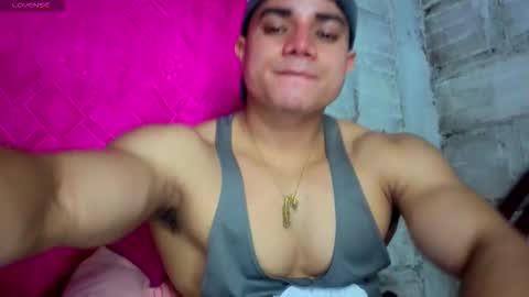 Snapshot of dylangusss chatting on 10, 1, 2026 Dylangusss online show from 10, 1, 2026