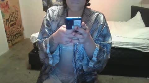 Snapshot of dylanjowelch chatting on 27, 1, 2025 Aurora online show from 27, 1, 2025