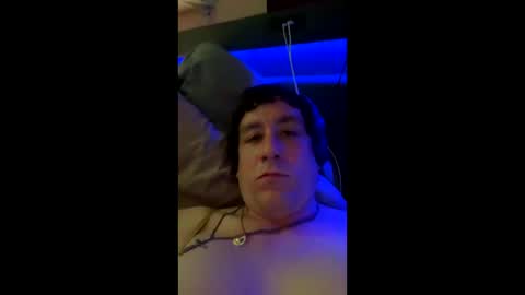 Snapshot of dylanjowelch chatting on 5, 4, 2026 Aurora online show from 5, 4, 2026