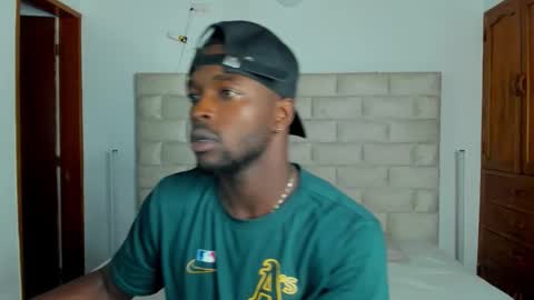 Dylan Taylor online show from 11, 2, 2026