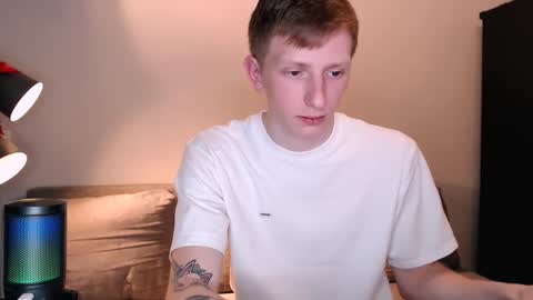 Snapshot of dyrinda chatting on 1, 12, 2025 Julia and Dima online show from 1, 12, 2025