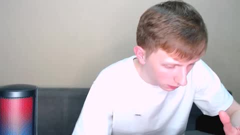 Snapshot of dyrinda chatting on 10, 2, 2026 Julia and Dima online show from 10, 2, 2026