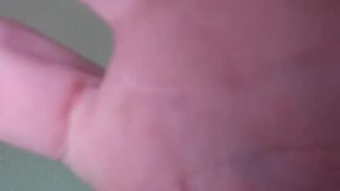 Snapshot of dzznutzzz chatting on 24, 10, 2025 dzznutzzz online show from 24, 10, 2025