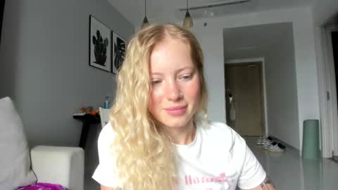 fansly - yourbestbaby online show from 15, 2, 2025