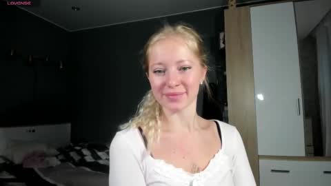 fansly - yourbestbaby online show from 9, 3, 2025