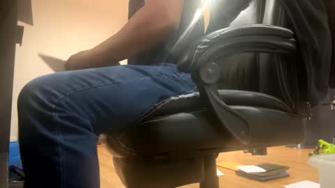 Snapshot of easternjerk chatting on 12, 10, 2025 easternjerk online show from 12, 10, 2025